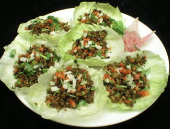 Lettuce Wrap with Minced Meat (牛肉生菜包)